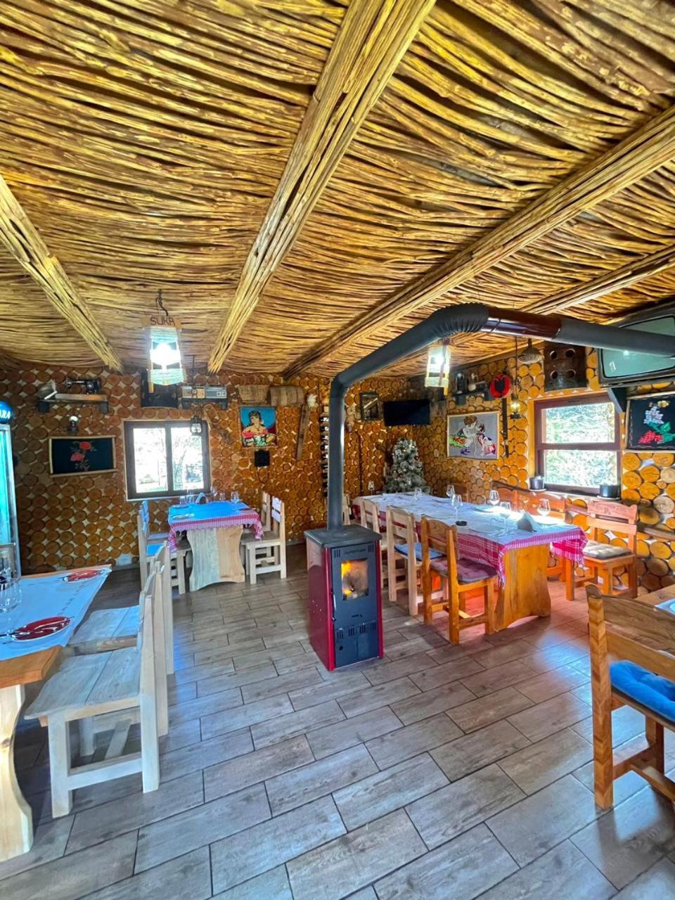 Vilat Suka Mkushit Shkodër Esterno foto